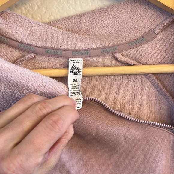 RBX zip up sweater fuzzy blush pink size small - Picture 6 of 12